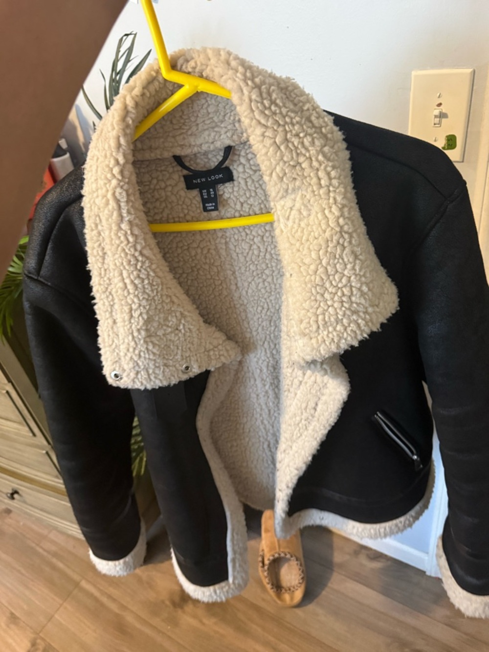 New Look Black Faux-Shearling Aviator Jacket with Cream Sherpa